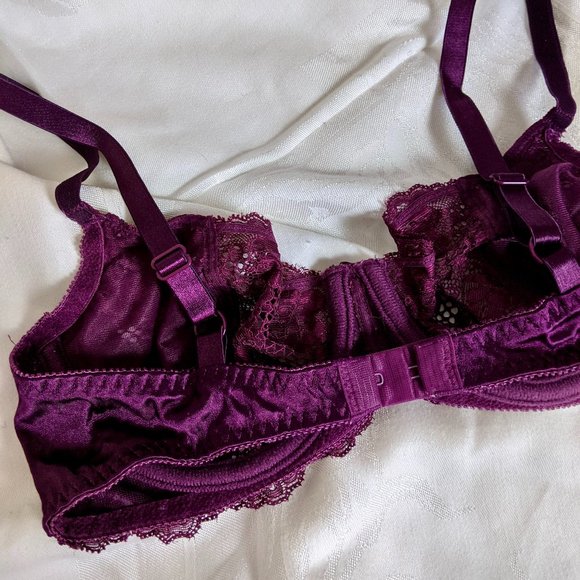 Victoria's Secret Plum Lace Underwire Bra 36B - Picture 2 of 6